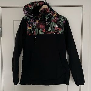 The North Face Vinny Ventrix pull over jacket